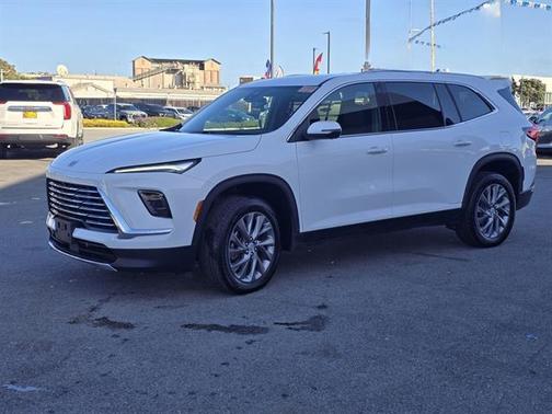 2025 Buick Enclave Preferred FWD