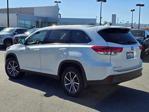2019 Toyota Highlander Hybrid XLE