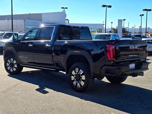 2024 GMC Sierra 2500 Denali