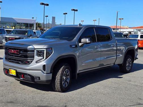 Sterling Metallic 2024 GMC Sierra 1500 AT4