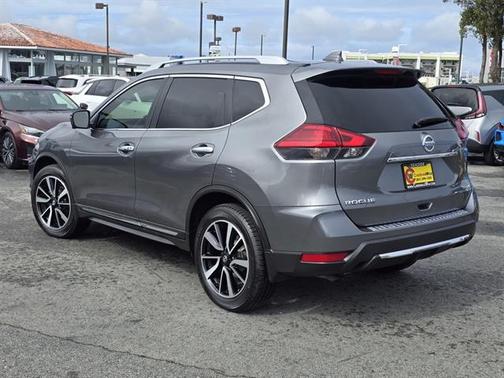 2017 Nissan Rogue SL