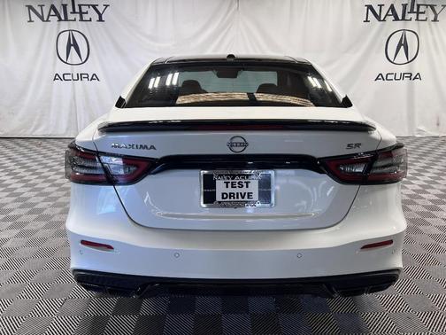 2023 Nissan Maxima SR