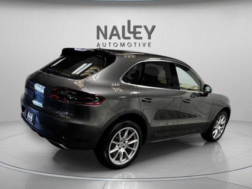 2016 Porsche Macan Turbo