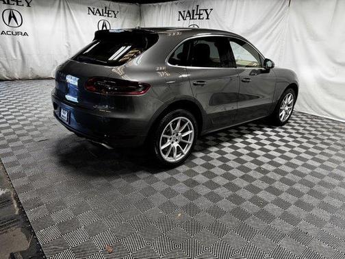 2016 Porsche Macan Turbo