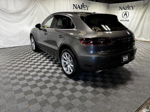 2016 Porsche Macan Turbo