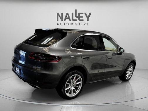 2016 Porsche Macan Turbo