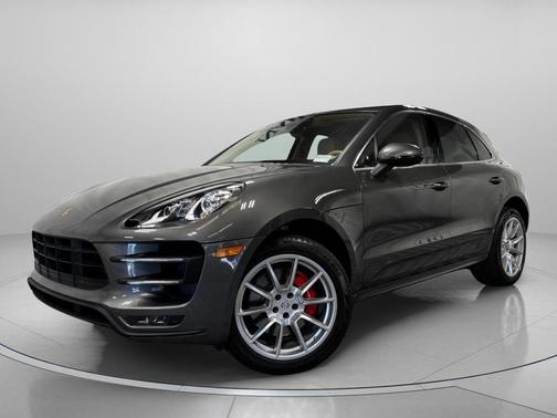 2016 Porsche Macan Turbo