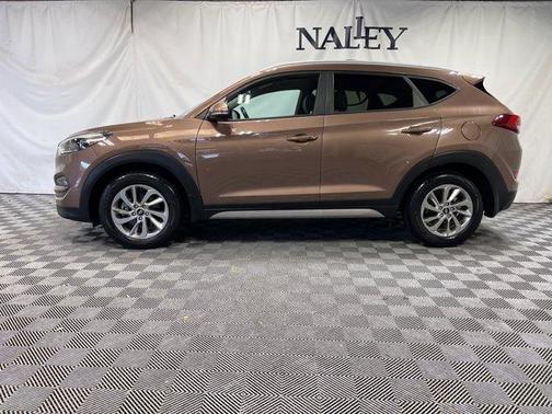 2017 Hyundai TUCSON SE Plus