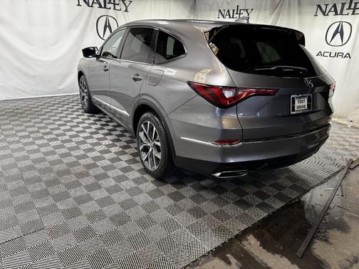 Liquid Carbon Metallic 2024 Acura MDX Technology