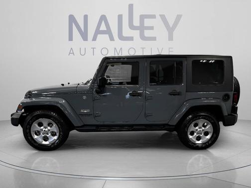Anvil Clearcoat 2015 Jeep Wrangler Unlimited Sahara