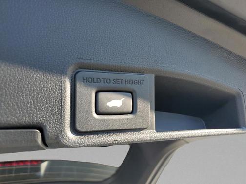 2025 Acura RDX Technology Package