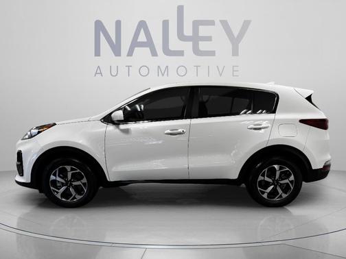 Snow White Pearl 2022 Kia Sportage LX
