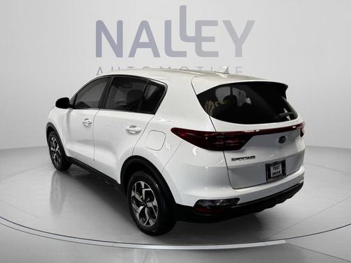 Snow White Pearl 2022 Kia Sportage LX