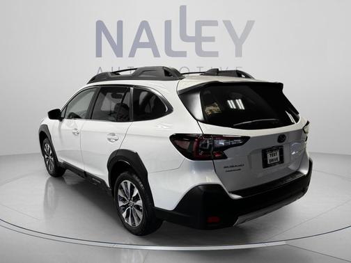 Crystal White Pearl 2025 Subaru Outback Limited