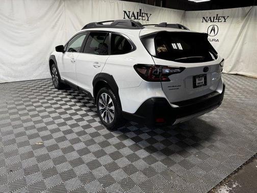 Crystal White Pearl 2025 Subaru Outback Limited