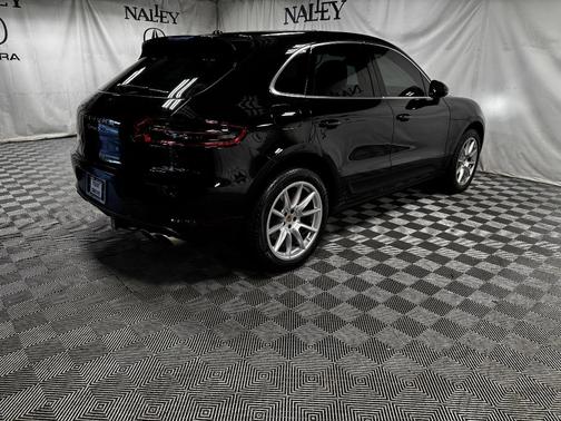 2018 Porsche Macan S
