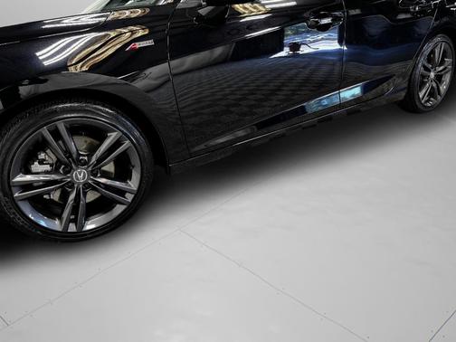 2023 Acura Integra w/A-Spec Package