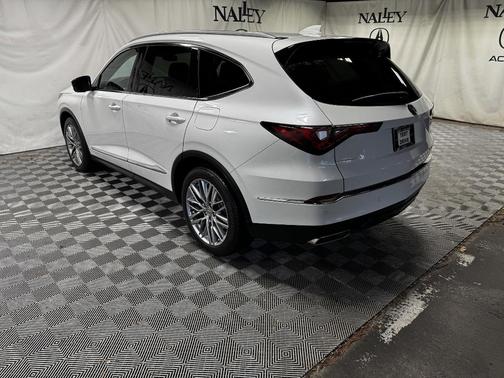 2023 Acura MDX Advance