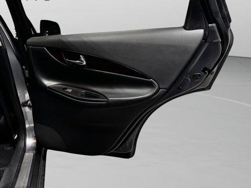 2016 INFINITI QX50 Base