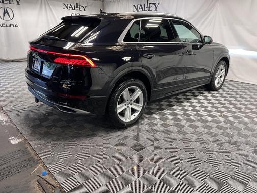 2019 Audi Q8 Premium