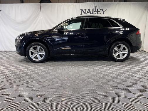 2019 Audi Q8 Premium