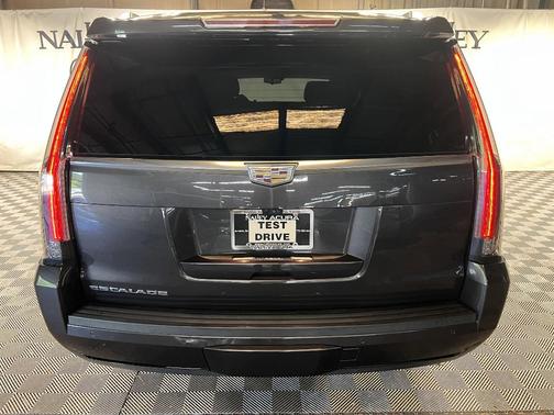2018 Cadillac Escalade ESV Premium Luxury