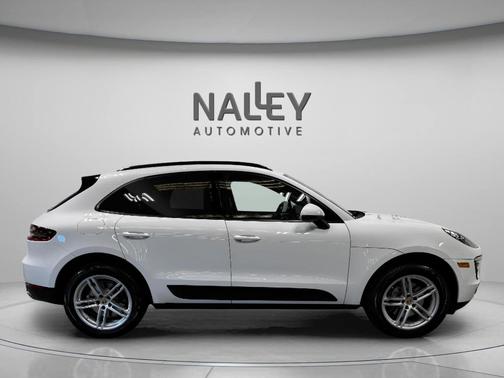 2018 Porsche Macan Sport Edition
