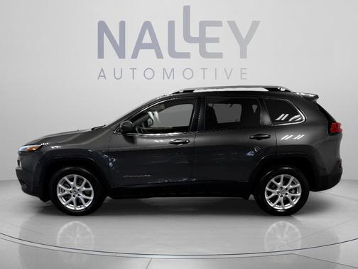 Granite Crystal Clearcoat Metallic 2017 Jeep Cherokee Latitude