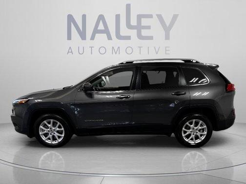 Granite Crystal Clearcoat Metallic 2017 Jeep Cherokee Latitude