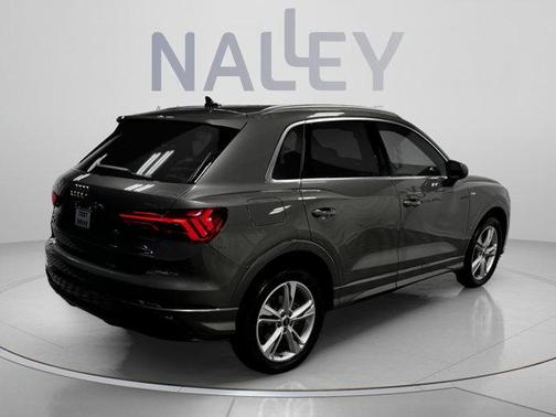 Chronos Gray Metallic 2021 Audi Q3 45 S line Premium