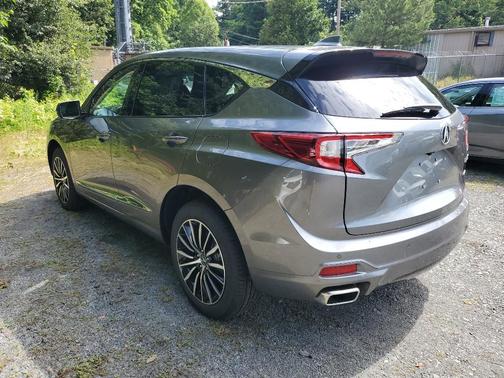 2025 Acura RDX Advance Package