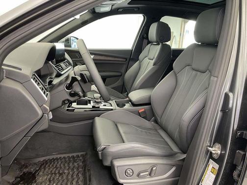 2025 Audi Q5 45 S line Premium Plus