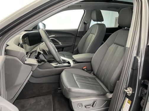 2025 Audi Q5 Premium TFSI quattro S tronic