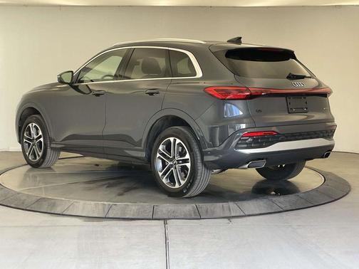 2025 Audi Q5 Premium TFSI quattro S tronic