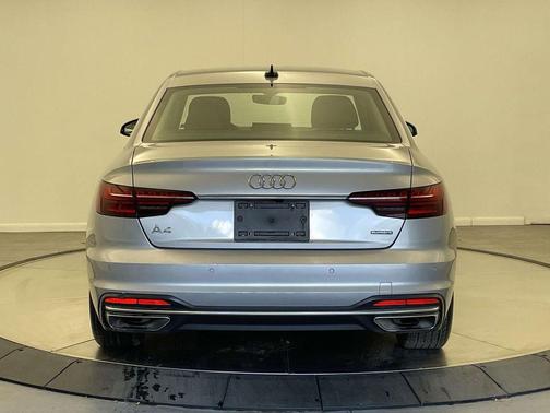 2022 Audi A4 40 Premium