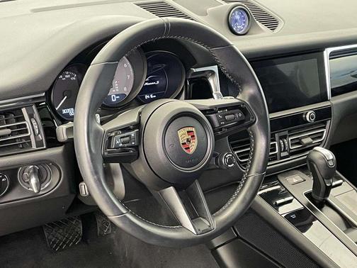 2024 Porsche Macan S