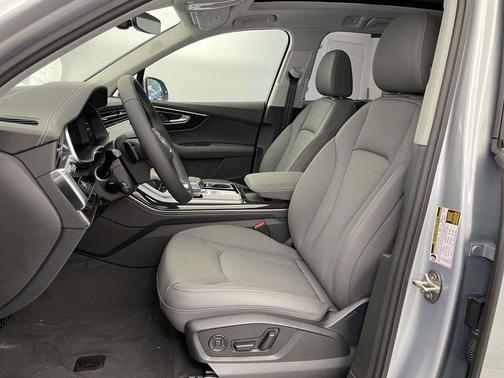 2026 Audi Q7 55 Premium Plus