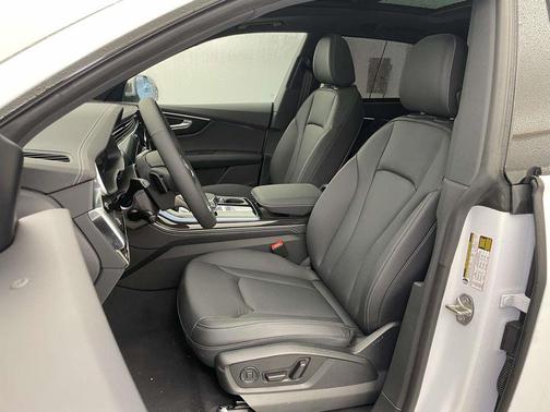 2026 Audi Q8 55 Premium Plus