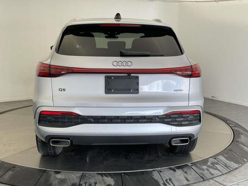 2025 Audi Q5 Premium TFSI quattro S tronic