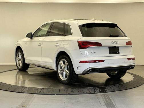 2025 Audi Q5 55 S line Premium Plus