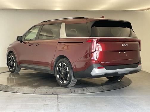 Flare Red 2025 Kia Carnival EX