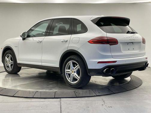 2016 Porsche Cayenne Cayenne S E-Hybrid