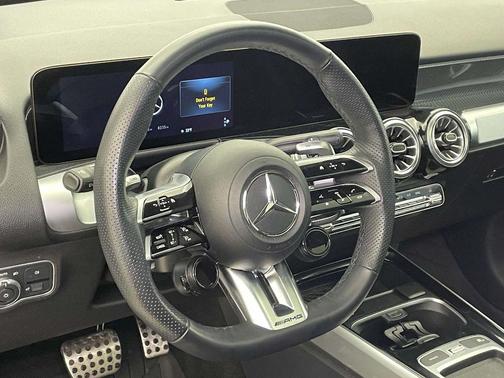 2025 Mercedes-Benz AMG GLB 35 4MATIC