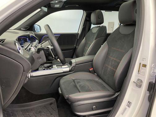 2025 Mercedes-Benz AMG GLB 35 4MATIC