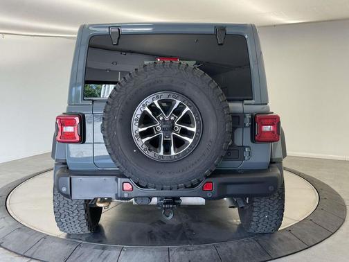 Anvil Clear Coat 2024 Jeep Wrangler Rubicon 392