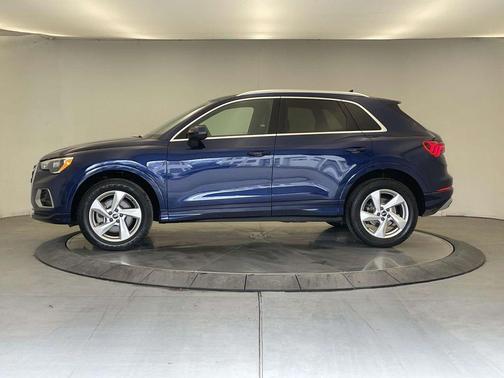 2022 Audi Q3 40 Premium