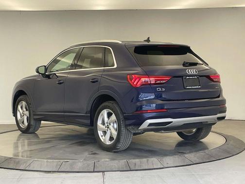 2022 Audi Q3 40 Premium