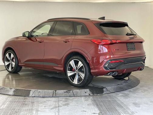 2025 Audi SQ5 3.0T Prestige