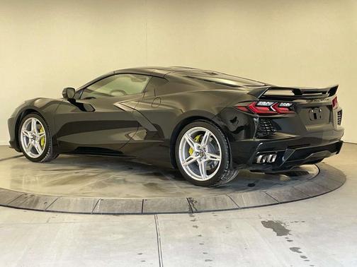 2020 Chevrolet Corvette Stingray w/2LT