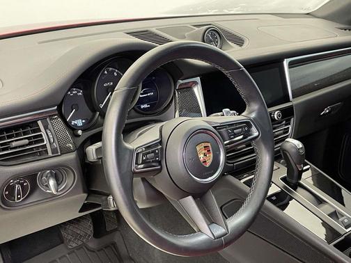 2022 Porsche Macan GTS